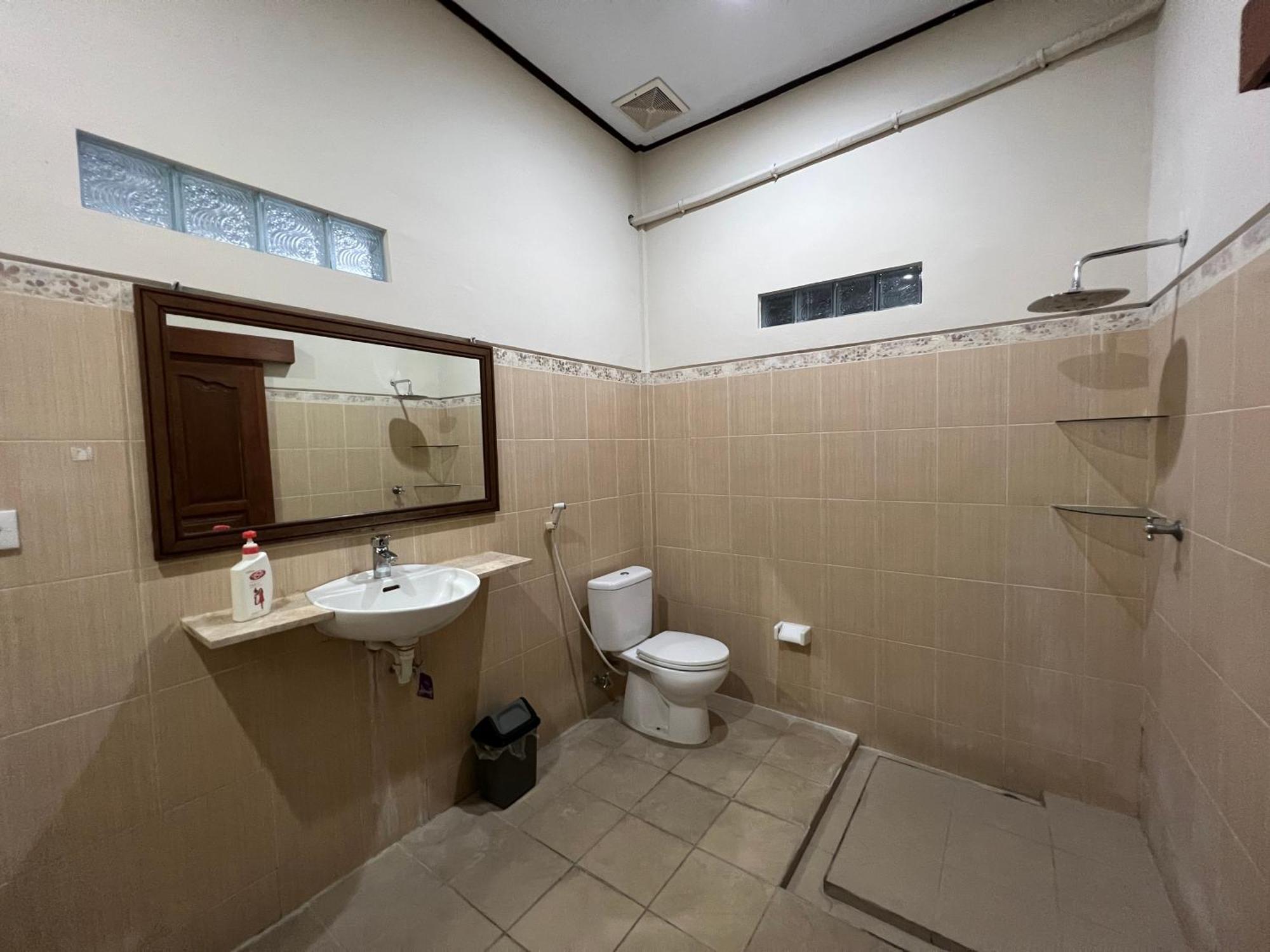 Nari Homestay Canggu Εξωτερικό φωτογραφία